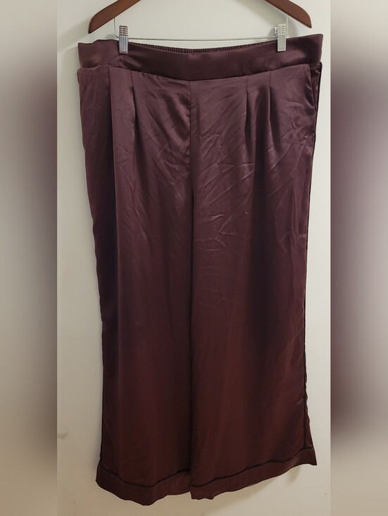 torrid Pants - torrid Satin Maxi Wide Leg Pants in Choclate Brown Size 2R(20)